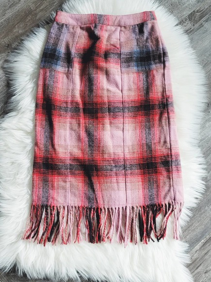 NEW Anthropologie Maeve Fringed Pink Blue Plaid Button Mini Skirt - 2 - Picture 5 of 9